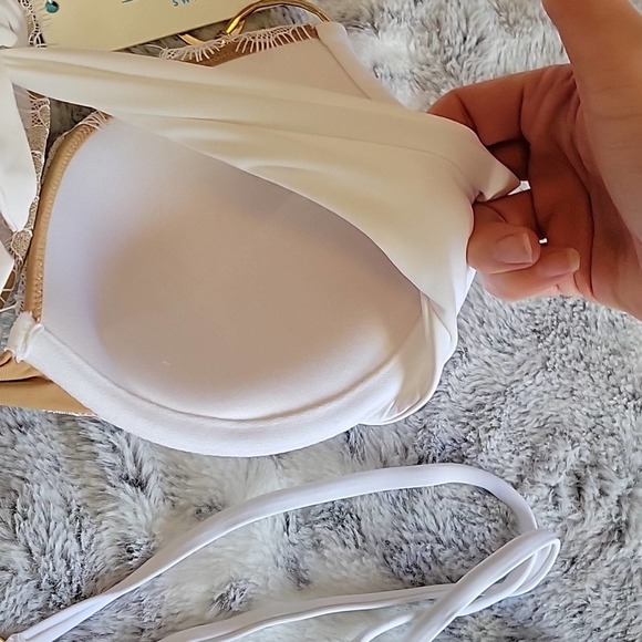 Beach Bunny Gun powder and lace white bikini. Size large. Lace. - Picture 7 of 10